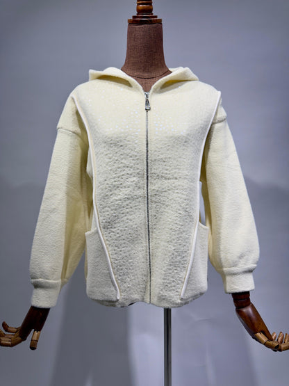 جاكيت مع كبوس