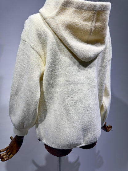 جاكيت مع كبوس